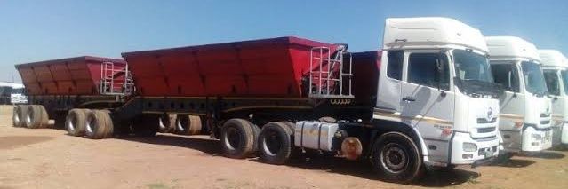 Mokwena meetse banner