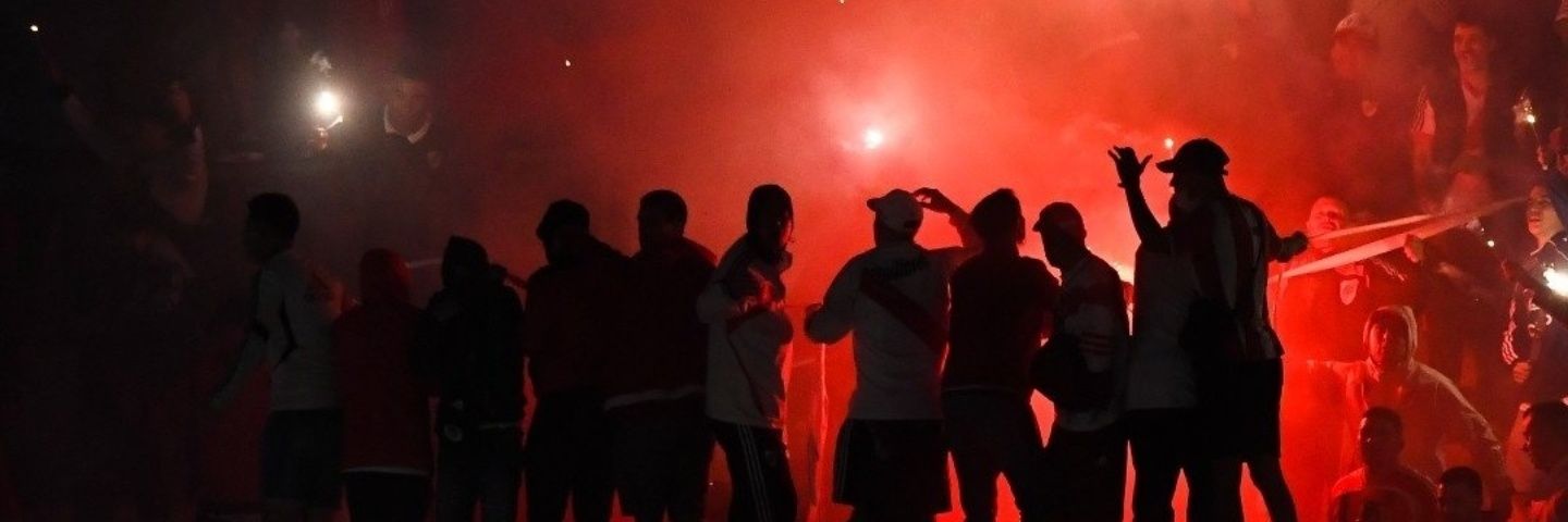 Jefe Gallina⚪❤⚪🐔✌ banner