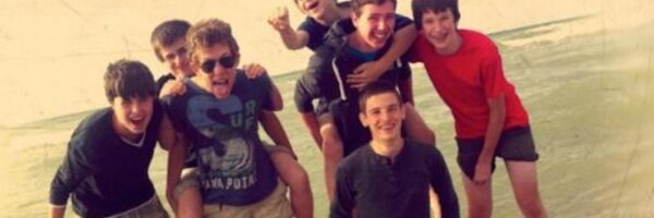 ejwue Profile Banner