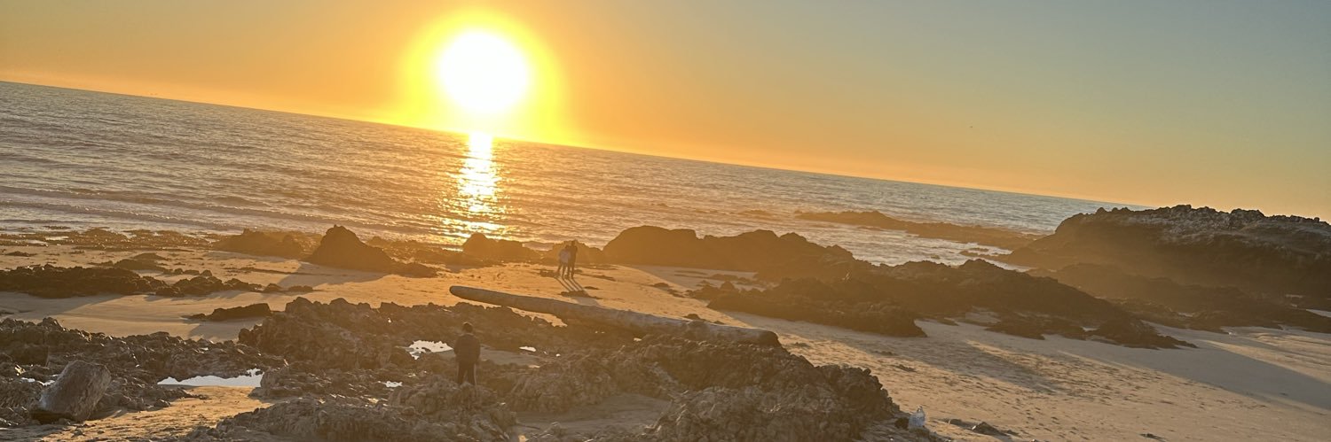 leslie_1479's profile banner image