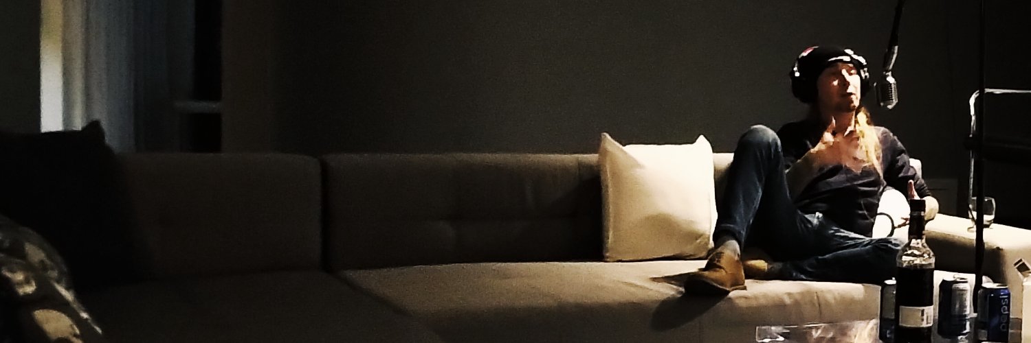 Sum_Ding_Dong's profile banner image