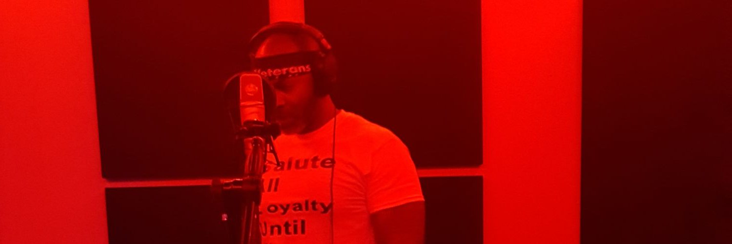 PETERROWE1's profile banner image