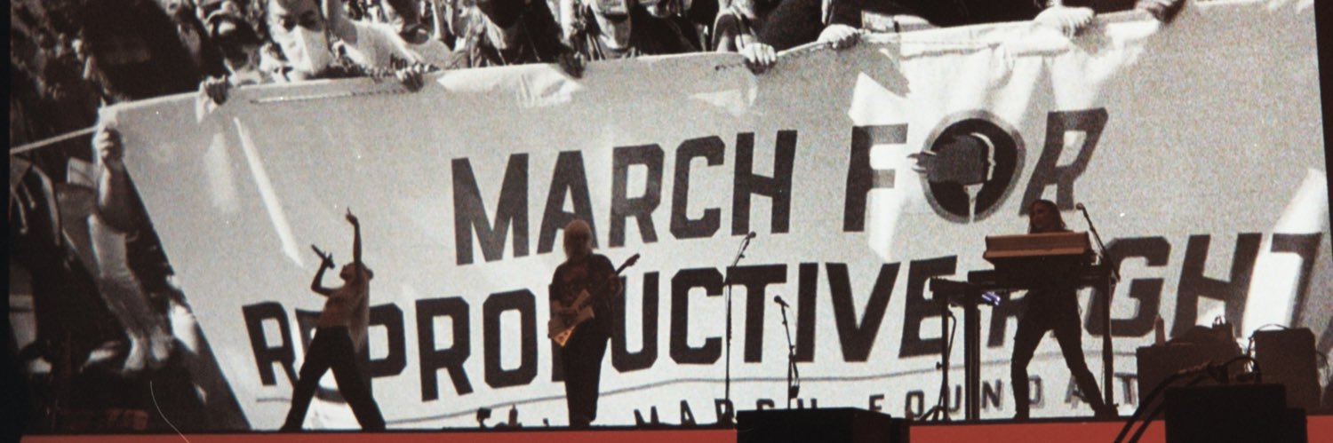 lawyer linds™️ 🍉 banner