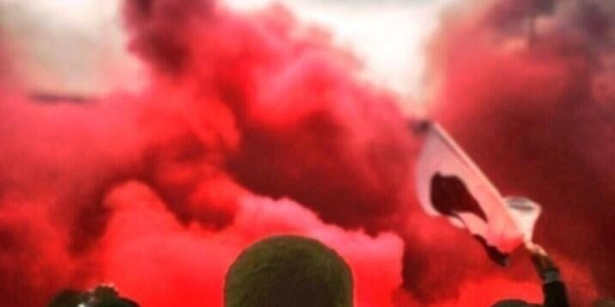 P banner