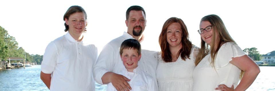Strummingdad's profile banner image