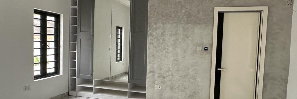 EnnyluxuryReal2's profile banner image
