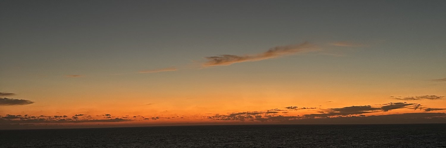 lu_mi08's profile banner image
