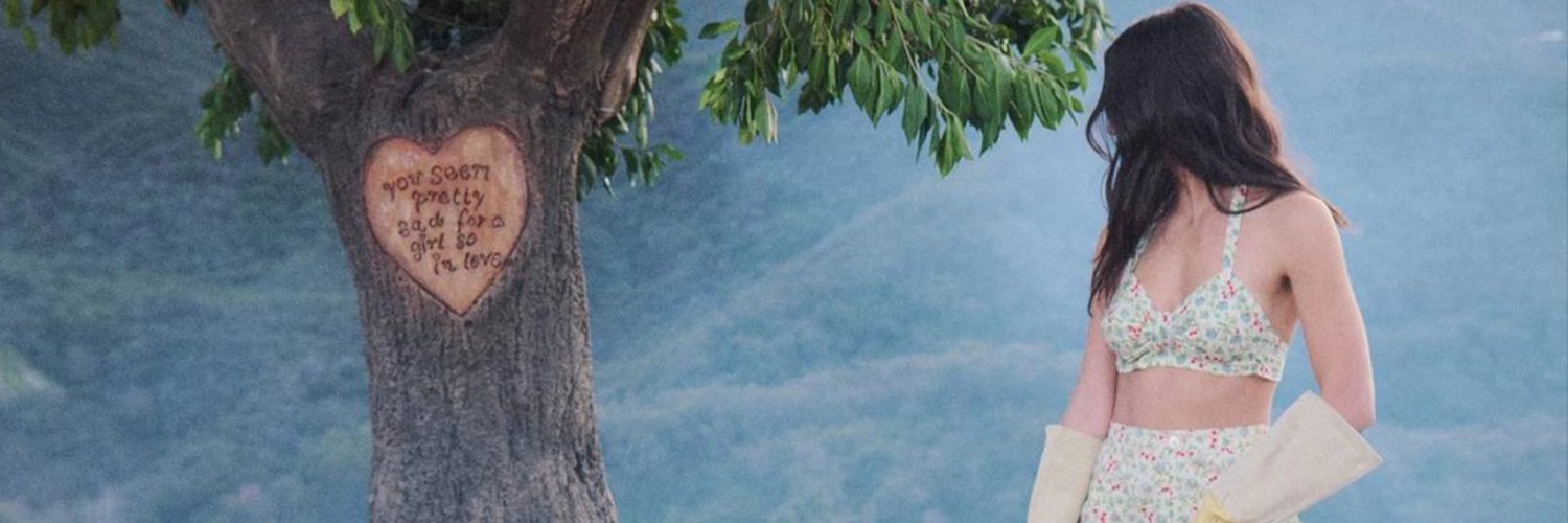folkwitchy's profile banner image