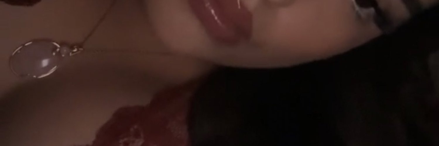 Spoiled Latina Brat🥰🌸 Profile Banner