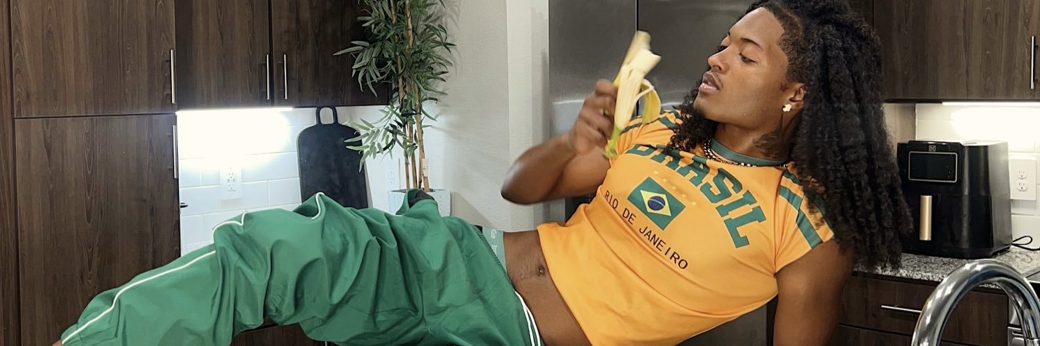 PAPI TRAVIS banner
