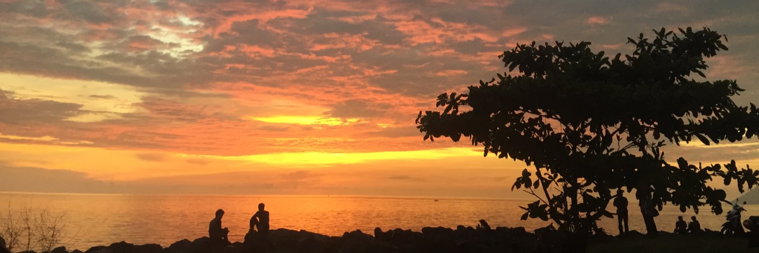 ikhatweety's profile banner image