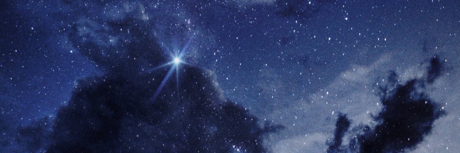 naniehashim's profile banner image