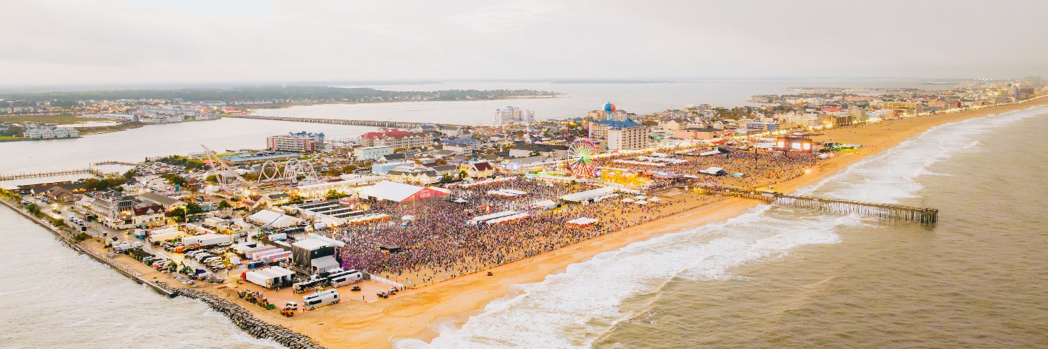 Country Calling Festival's banner