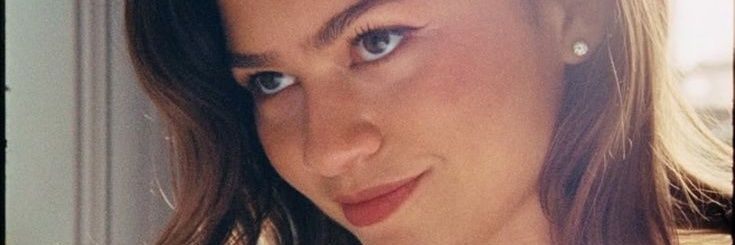 sofia🍉 (📖 amanhecer na colheita) banner