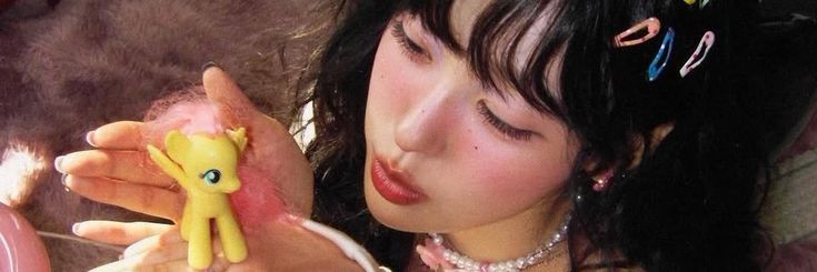 𝗯𝘆 🌼 banner