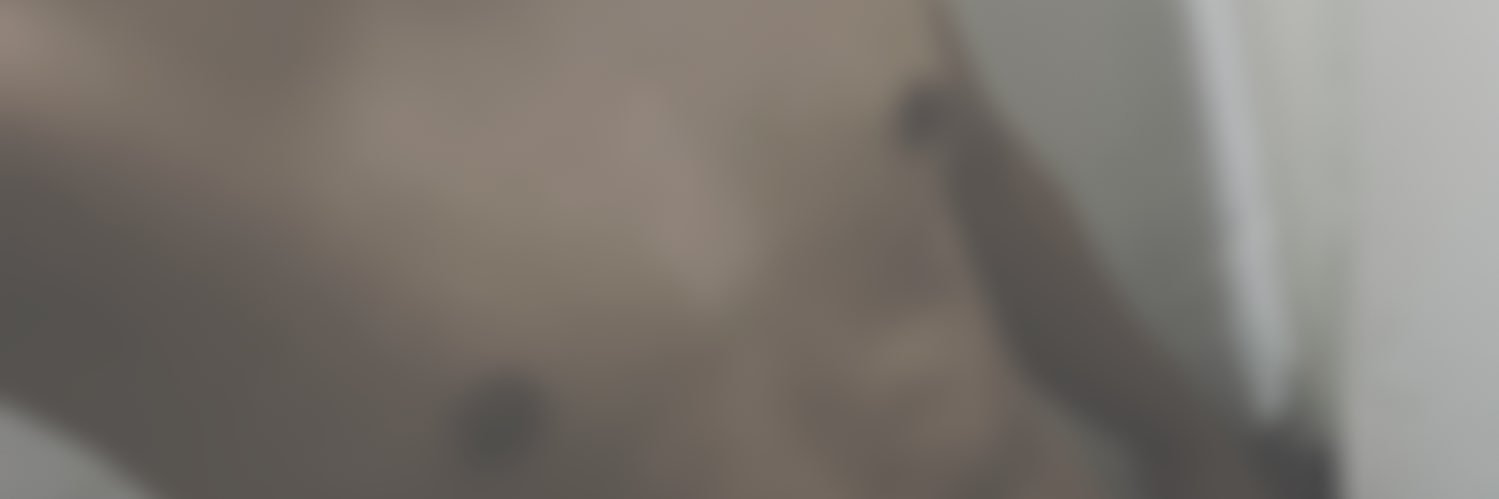 Q banner