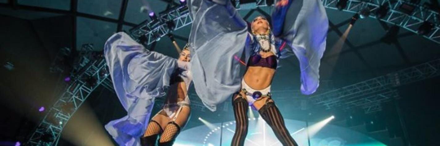 ravecz's profile banner image