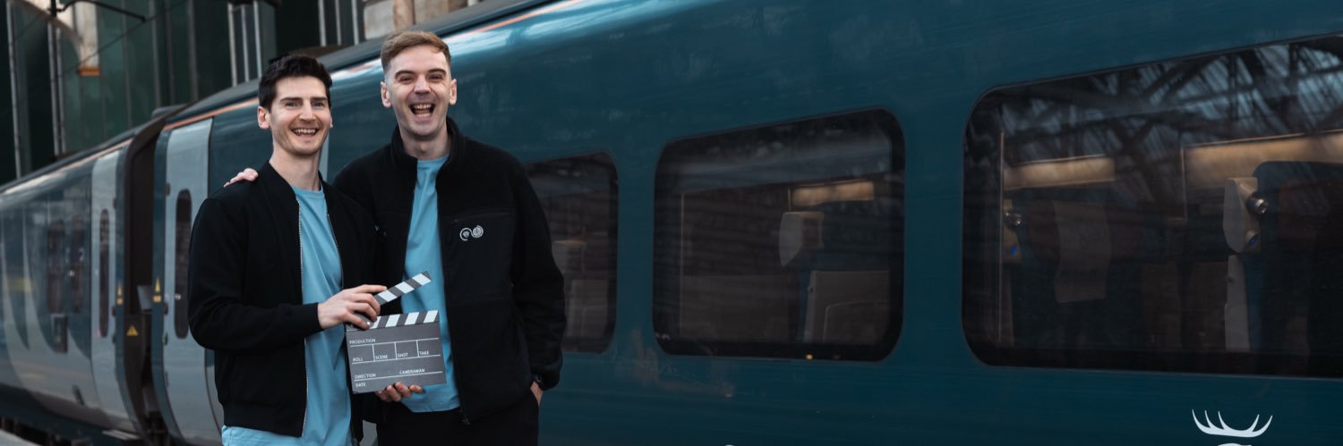 aar0nnee's profile banner image