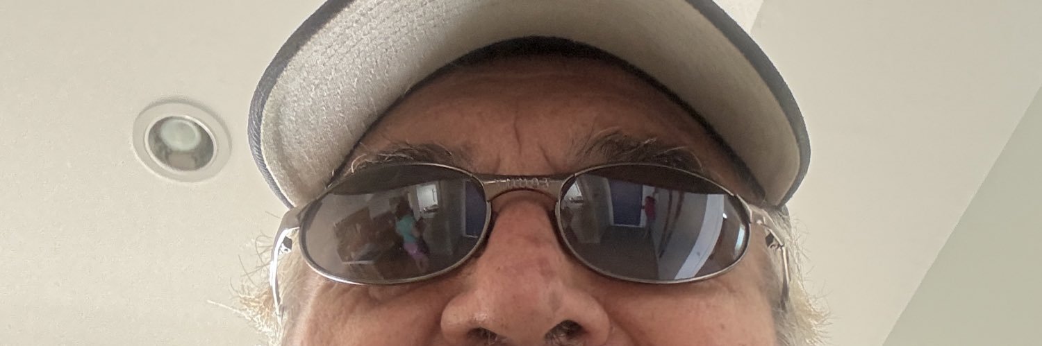 MolinaFreireLE's profile banner image