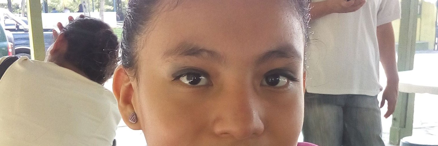 VioletaAyala's profile banner image
