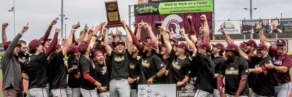 CoachCurryLR Profile Banner