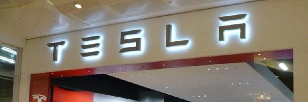 XLIGHTTESLAS banner
