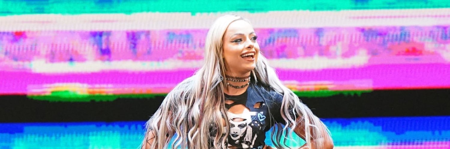 Vengeful Happiness リヴ・モーガン・ギオナ not @LivMorganWWE banner