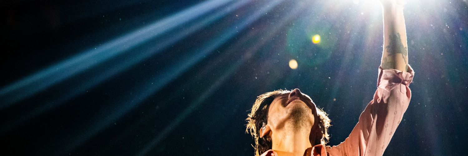 nunurry's profile banner image