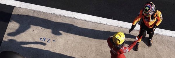 nora_jooe Profile Banner