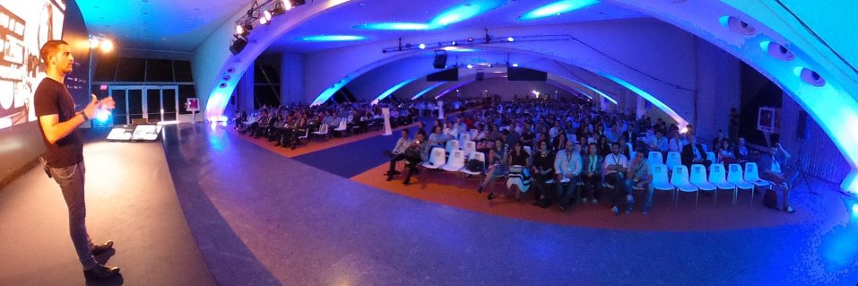 Ricardo Tayar banner