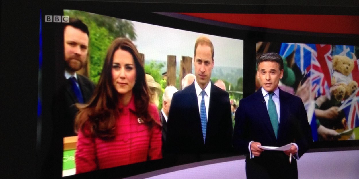 allybecket's profile banner image