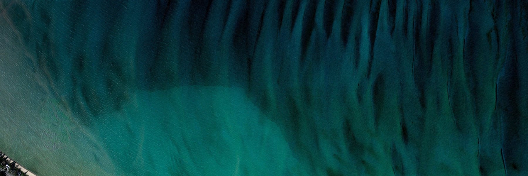 C Y B Ξ R Ξ Λ 「 the darkling 」 banner