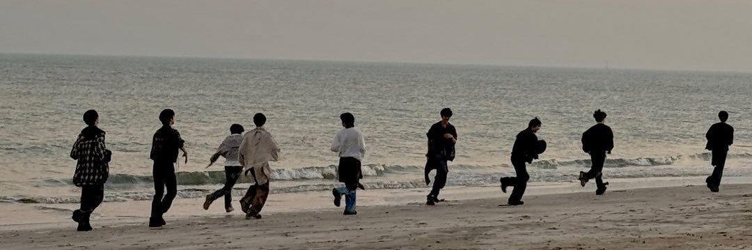 daaniwon's profile banner image