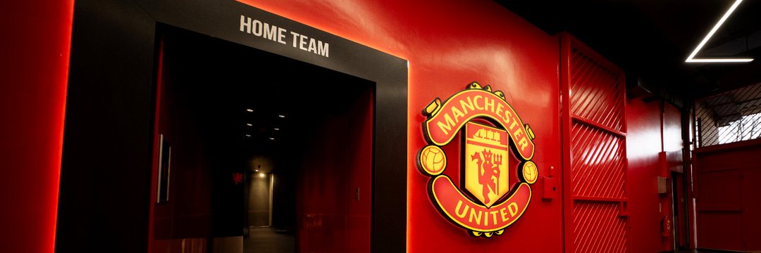 °'s banner