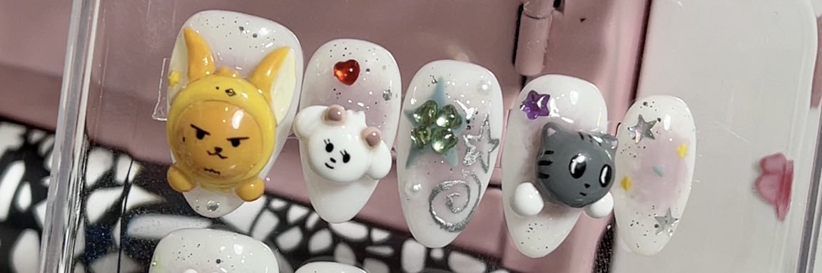 Mitten Kitten | Press-on Nails banner