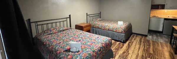 LiveInLodge Profile Banner