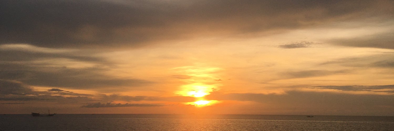 heyhumb's profile banner image