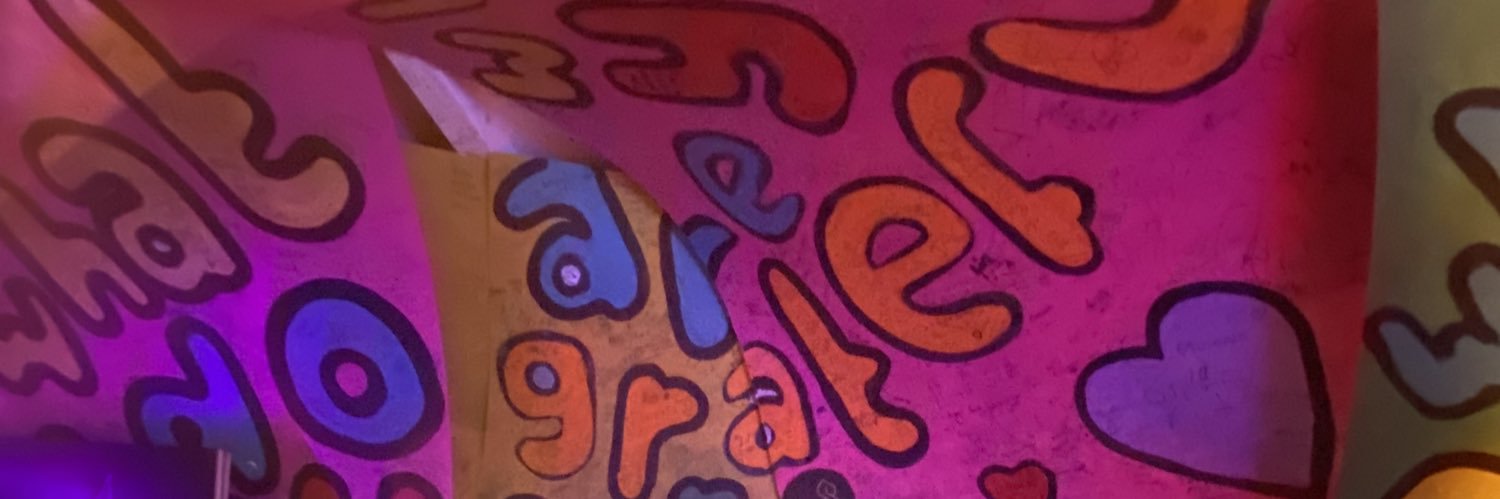 Mistletoe Banshee 👻 🦁 banner