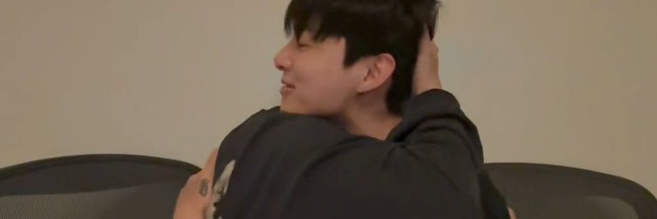 mai VA A VER A BTS banner