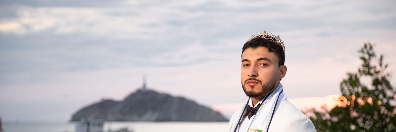 mruniversecolom's profile banner image