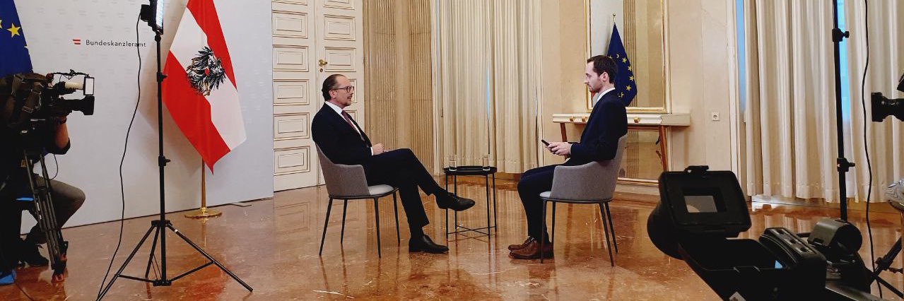 Manfred Schmid banner