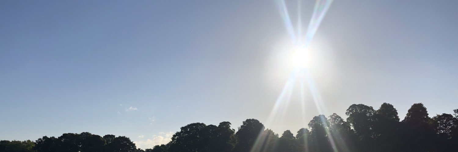 b_xs_'s profile banner image