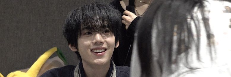 春分の日の男 banner