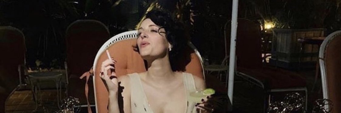 liz banner