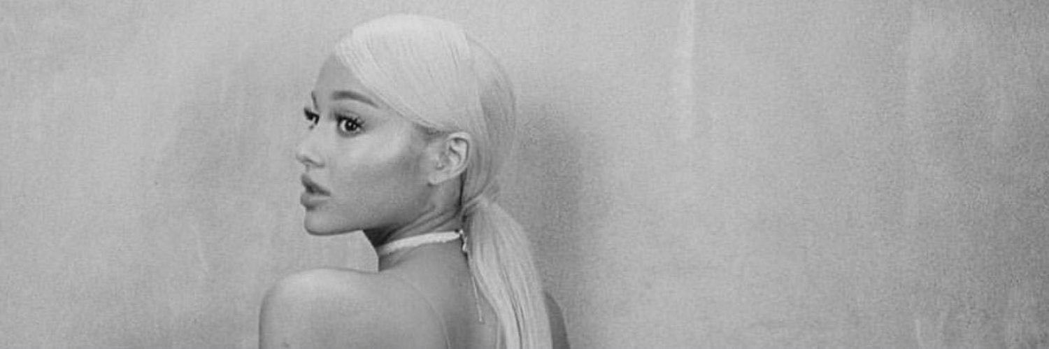 molly🦋 banner