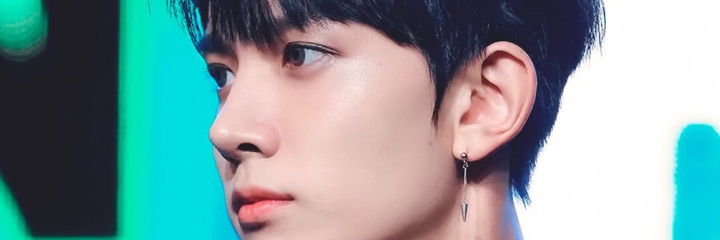 julieyaaah's profile banner image