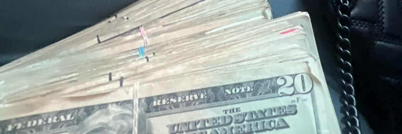 MM. banner