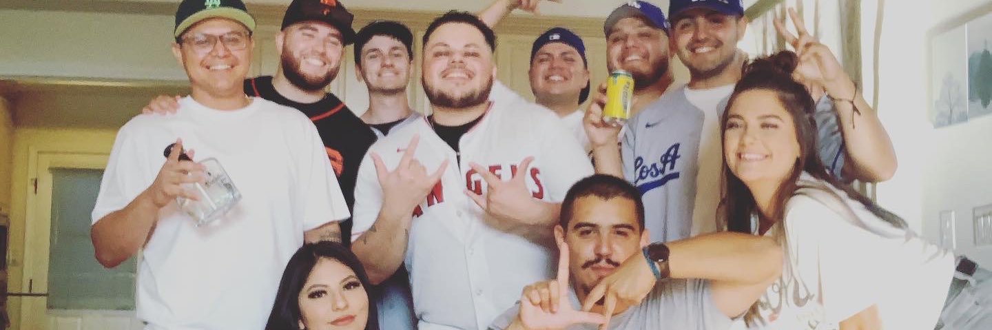 memom005's profile banner image