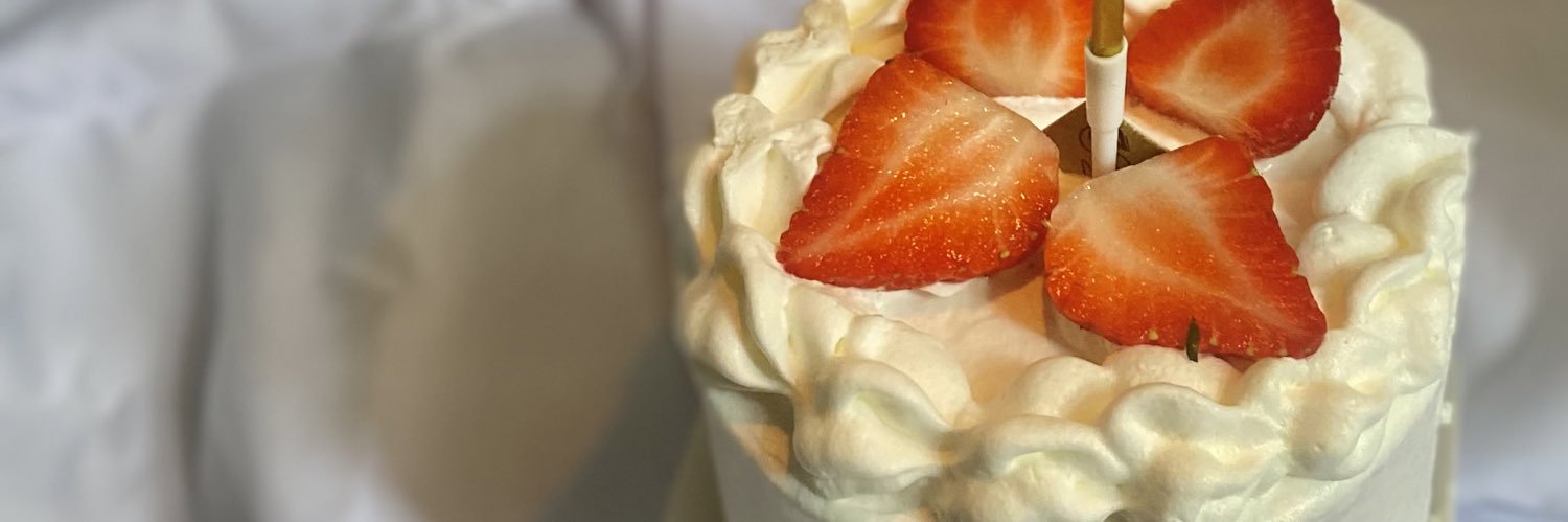 cafelattebby's profile banner image
