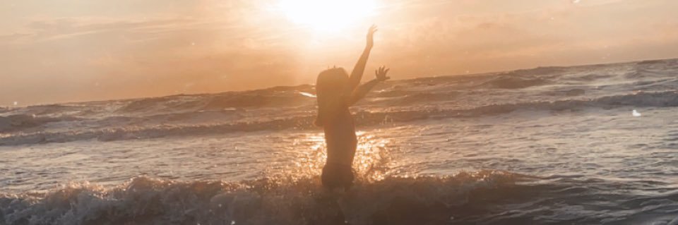 SamMadna's profile banner image